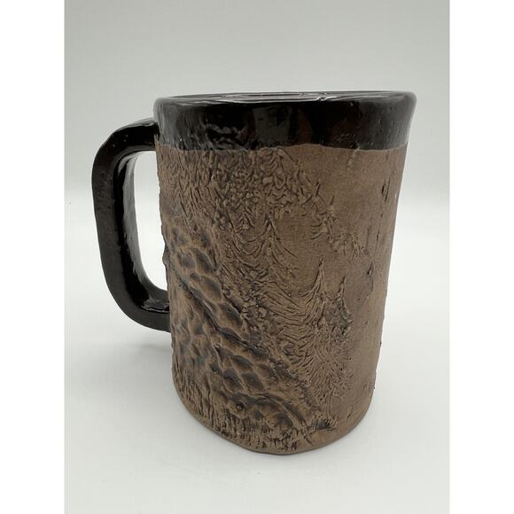 N Eastman Art Pottery 12oz Cocoa Coffee Mug Watchful Hunter & Deer Signed 1975 - Picture 4 of 10